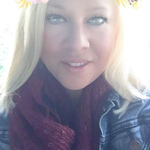 Meet your Posher, Monique